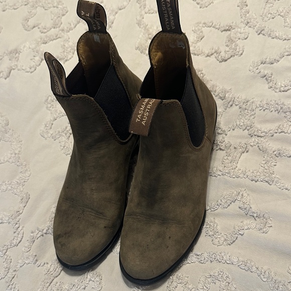 Brown Chelsea Boots - Picture 4 of 4